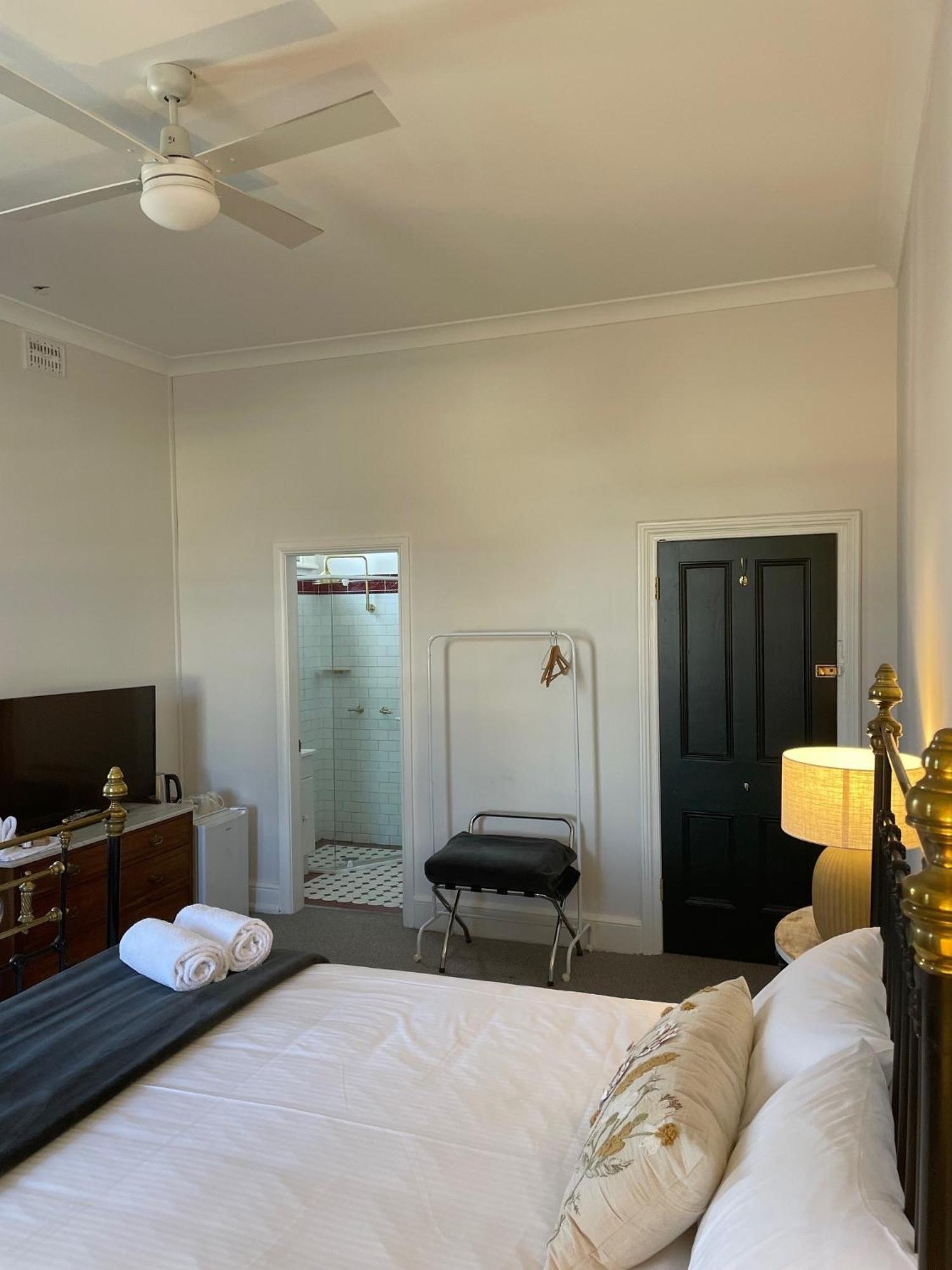 The Bolt Inn Uralla Kültér fotó