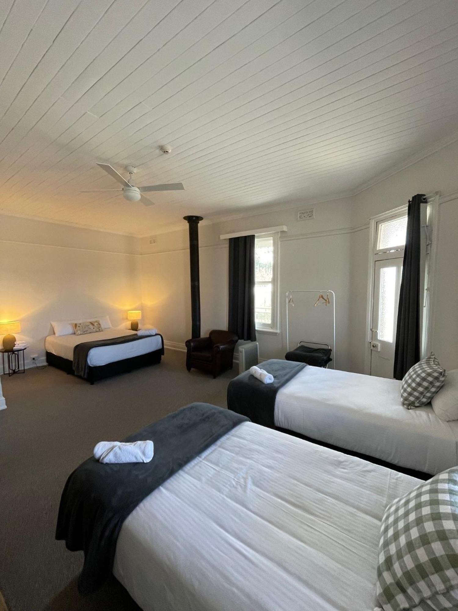 The Bolt Inn Uralla Kültér fotó